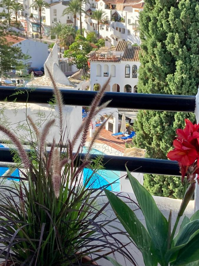 Spectacular Views 2 Bed, Pueblo Evita Appartement Benalmádena